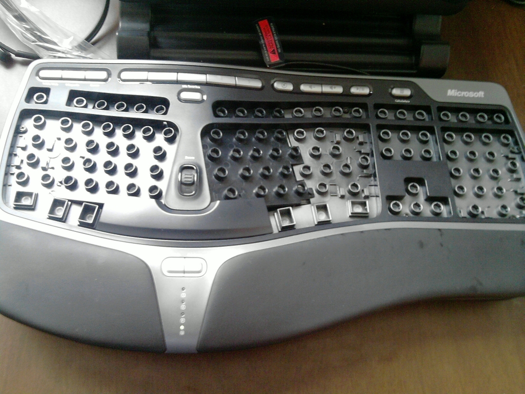 Keyboard cleaning 3